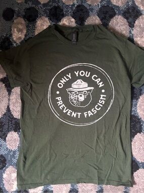 Gildan Olive Green Graphic Crewneck Tee with White Round Logo